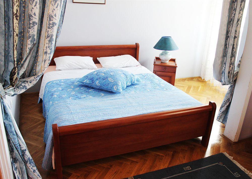 Vila Ile De France Novi Sad Eksteriør billede