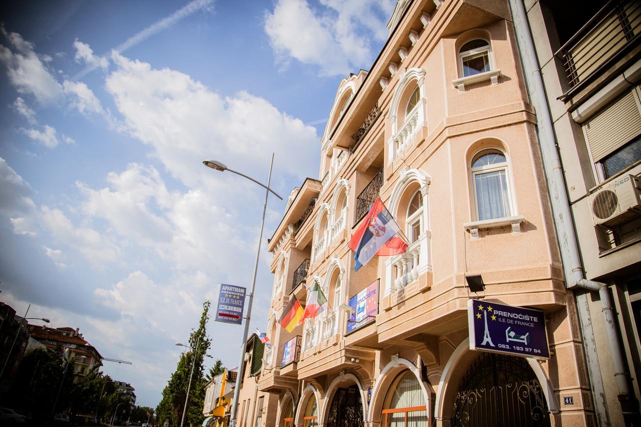Vila Ile De France Novi Sad Eksteriør billede
